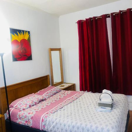 Cozy Comfort In Brooklyn Нью-Йорк Экстерьер фото